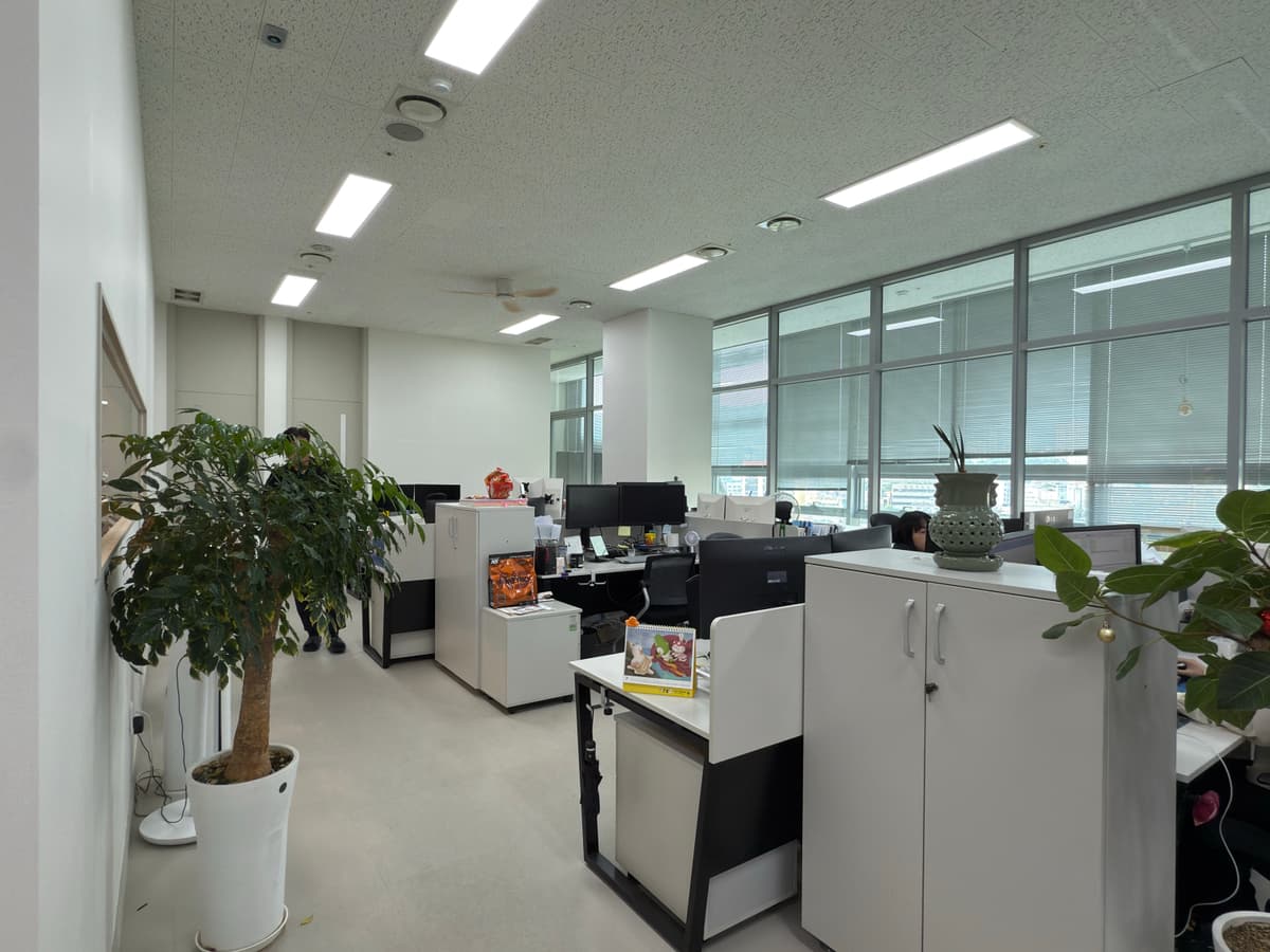 업무 공간 2